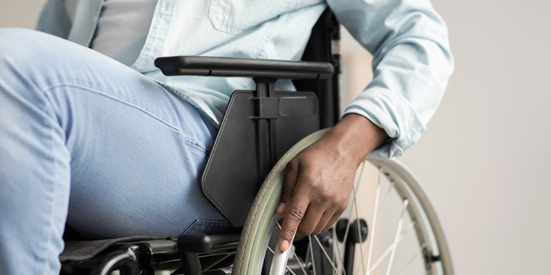 paciente preferencial de cadeira de rodas 